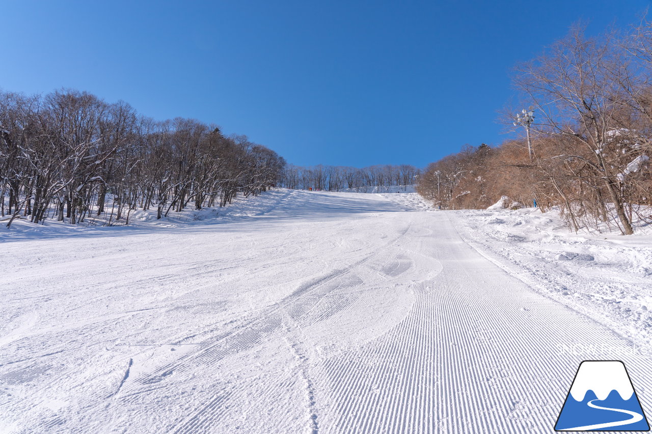 札幌藻岩山スキー場｜本日、雲一つ無い快晴！札幌藻岩山の全10コースの滑走にチャレンジ(^^)/